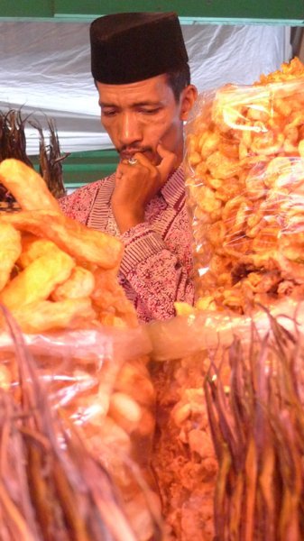 Ambiance de marché à Sumatra - L'Indonésie avec l'agence "Bali Autrement"
