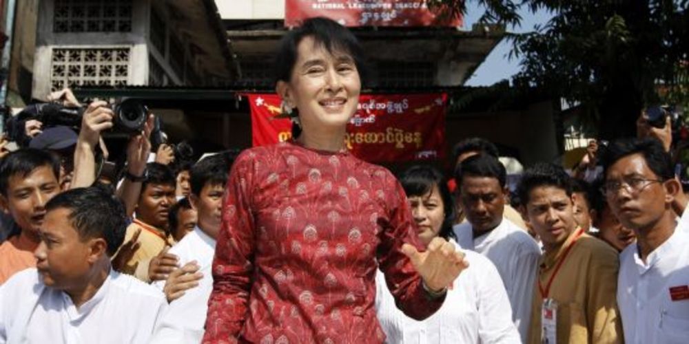 Aung San Suu Kyi lors du 64e anniversaire de l'indépendance de la Birmanie le 4 janvier 2011