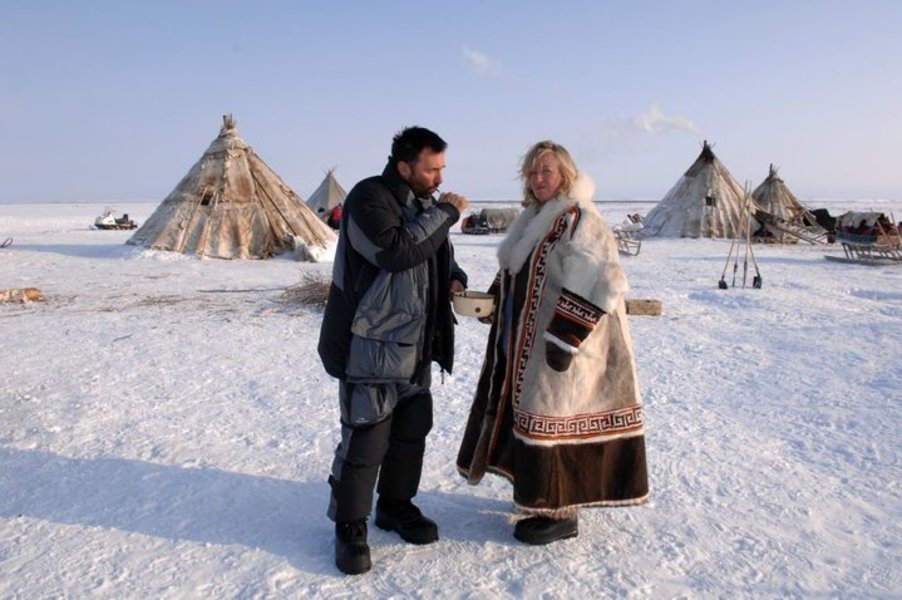 Charlotte de Turckheim et Frédéric Lopez chez les Nénètses de Russie