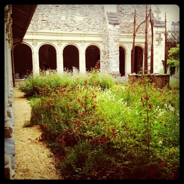 Cloître de l'hôpital Saint Jean - Musée Jean-Lurçat et de la tapisserie contemporaine, Angers