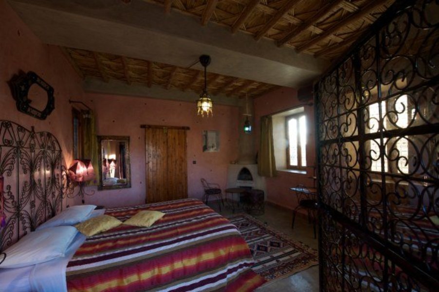 Coloris chaleureux et typiques - Sawadi, ferme d'hôte responsable dans la palmeraie de Skoura - Maroc