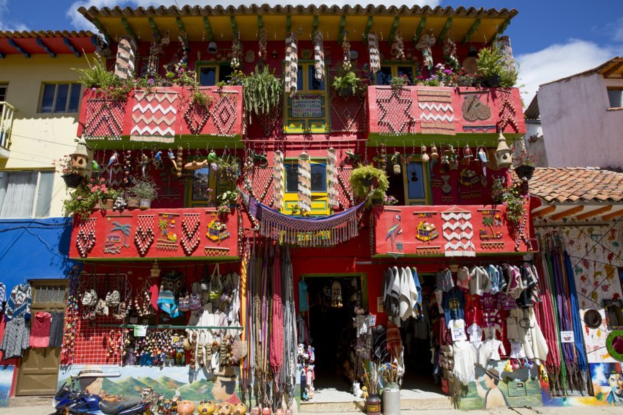 Façade colorée - La Colombie avec "Aventure Colombia"