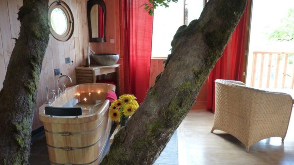 Intérieur douillet pour la cabane Cyprès de toi