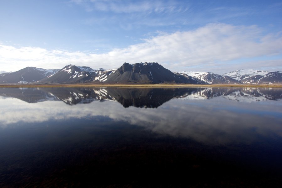 Jeux de reflets sur les fjords - L'Islande avec le réceptif francophone "Alkemia", spécialisé trek et bien-être
