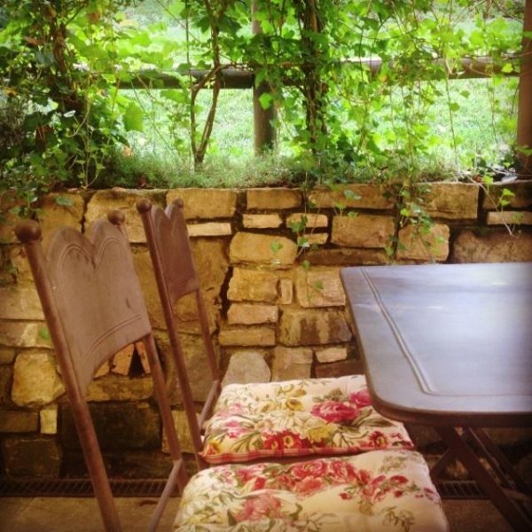 La pergola verdoyante à l'arrière de la maison - "La Casa di Campagna", Bergame côté campagne - B&B à Bergame, Italie