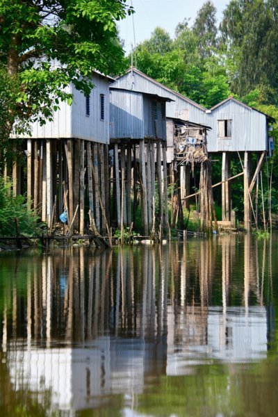 La vie sur les bords de l'eau au Cambodge avec l'agence solidaire "Double Sens"