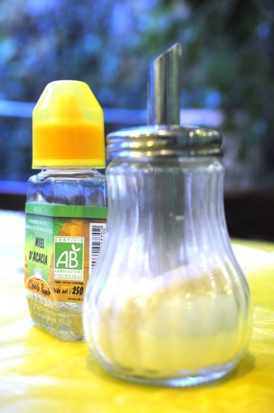 Le miel du petit-déjeuner est lui aussi issu de l'agriculture bio
