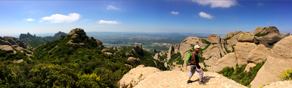 Lors de la descente de l'aiguille Sant Jeroni à 1237 m d'altitude dans le Parc Naturel de Montserrat, Catalogne