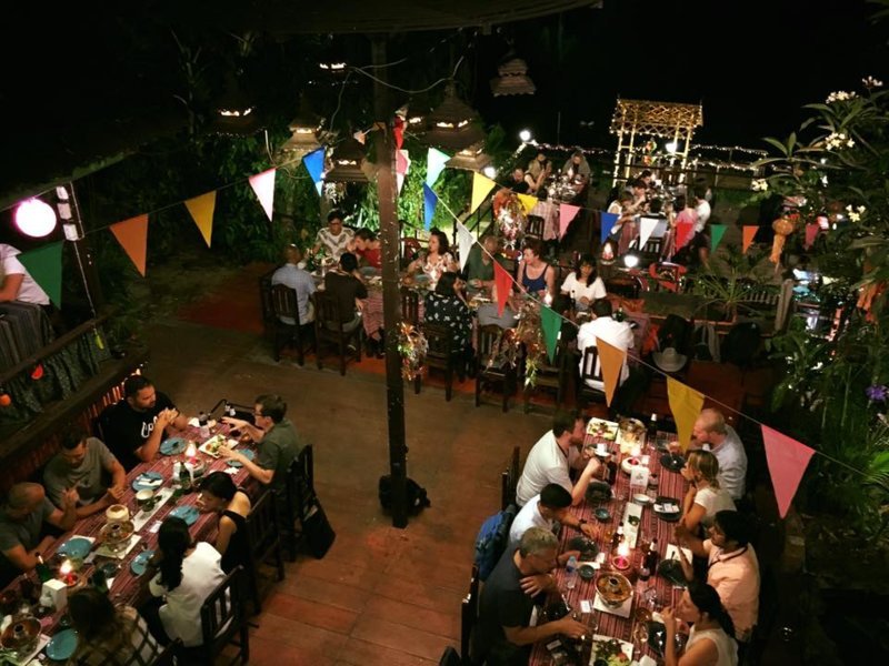 Paak Dang : un dîner pour la bonne cause ! - Chiang Mai, Thaïlande