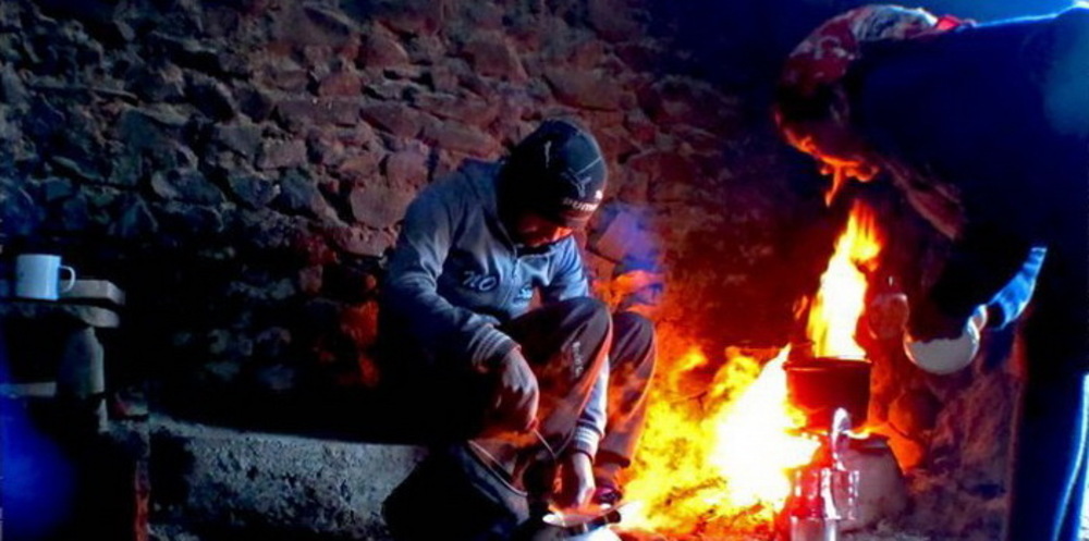 Scène de vie dans un village andin de la Quebrada de Humahuaca