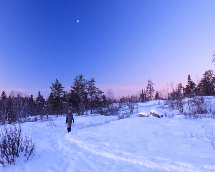 Sous la lune - L'hiver au Falcon Trails Resort, Manitoba - Canada