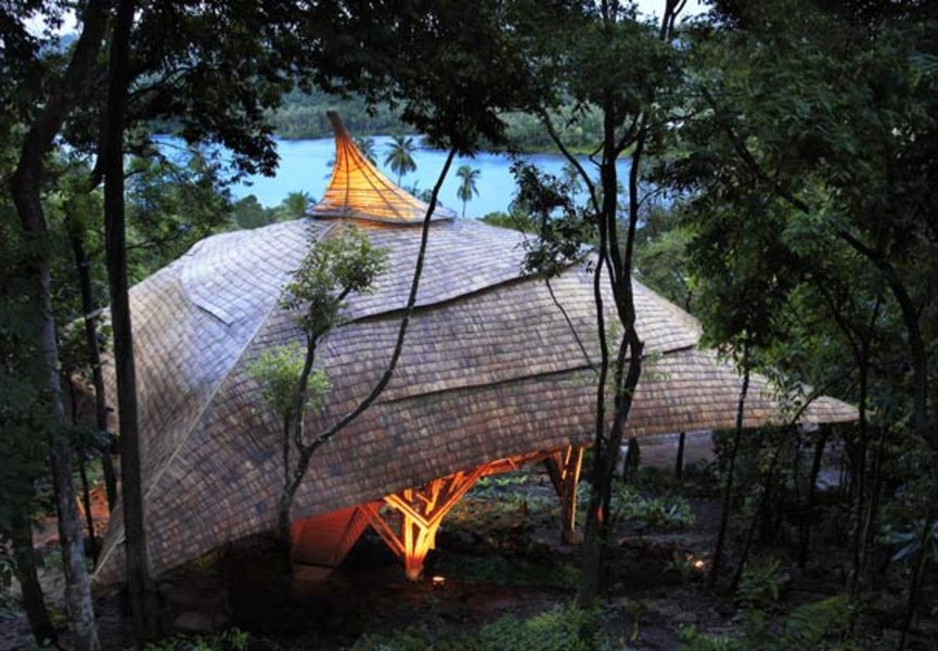 The Den a été bâti en forme de raie manta