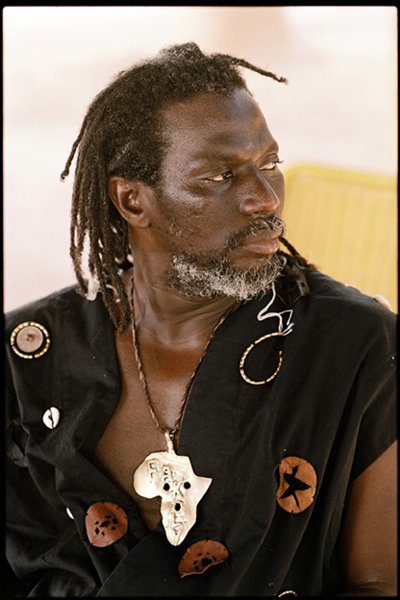 Tiken Jah Fakoly pour la sortie de son album African Revolution