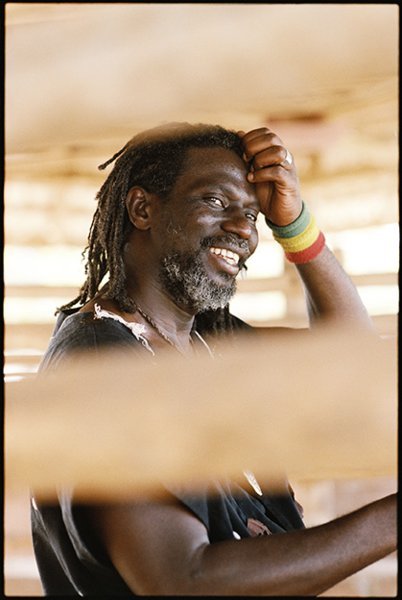 Tiken Jah Fakoly pour la sortie de son album African Revolution