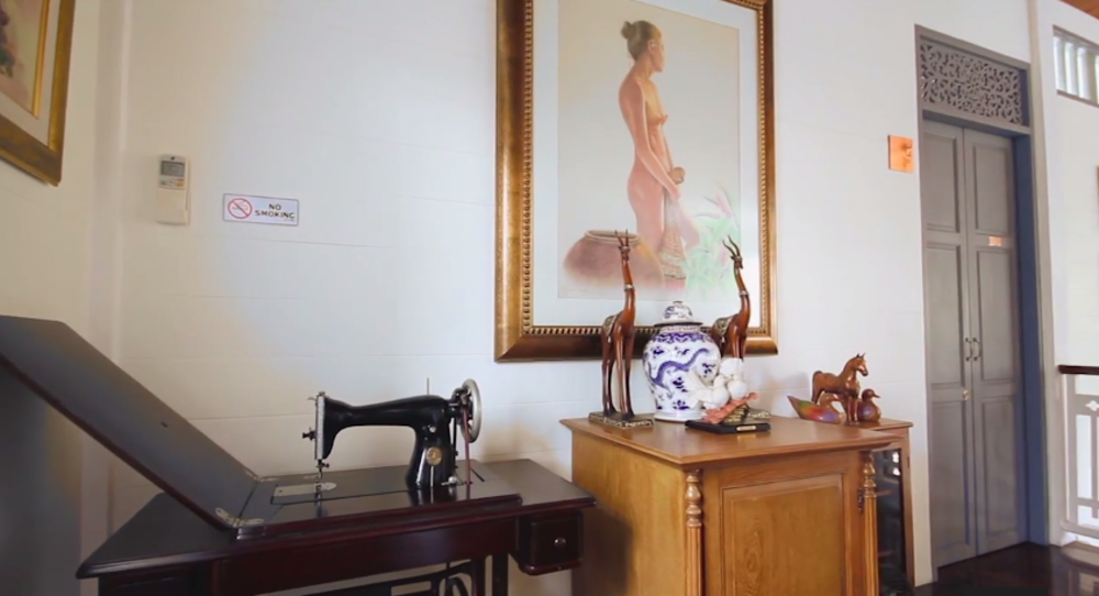 Un intérieur habillé d'antiquités thaïlandaises... Le "Baan Noppawong", un B&B garant de l'authenticité thaïe - Bangkok, Thaïlande