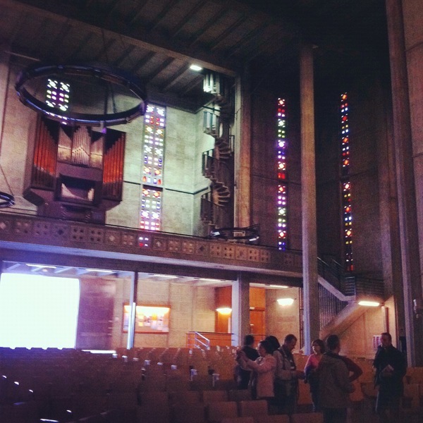 Vue sur l'entrée et l'orgue depuis le coeur, Eglise Saint-Joseph du Havre, Le Havre