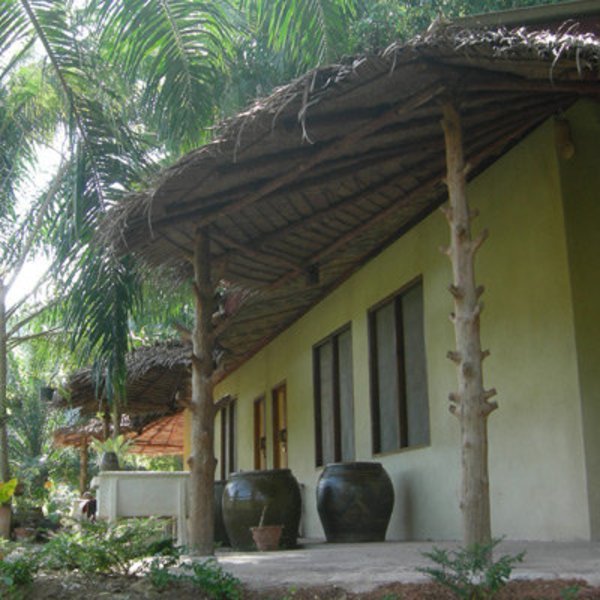 Vue sur le bungalow familial de Runs 'N Roses qui comprend 4 chambres, Thaïlande