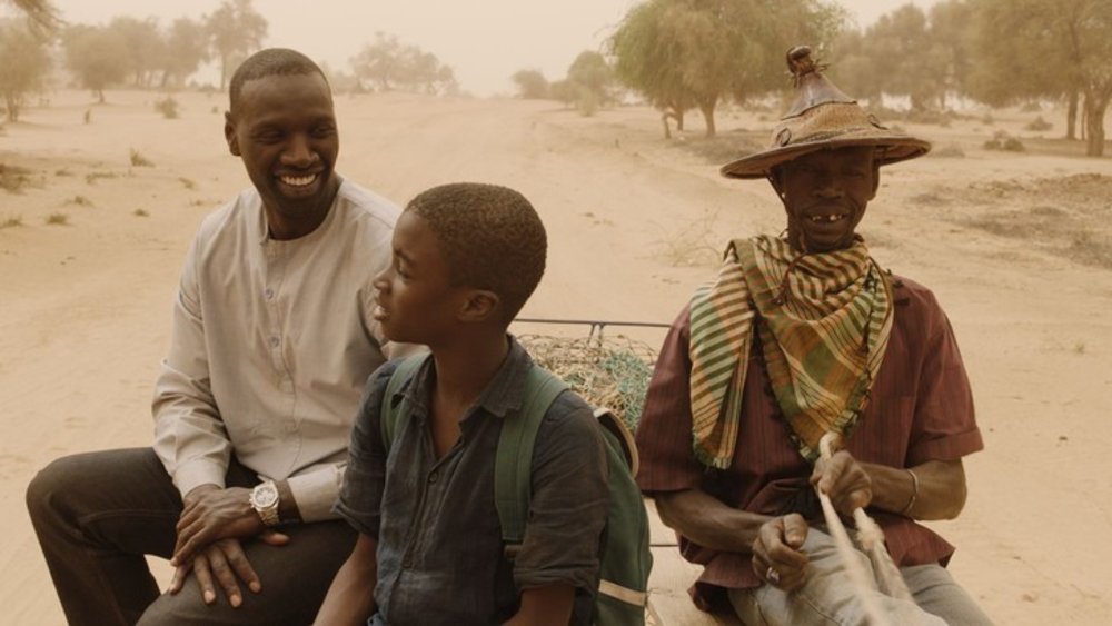 Yao, un film de Philippe Godeau avec Omar Sy et  Lionel Basse, road trip en terre sénégalaise