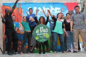 L'équipe organisatrice du No Mad Festival et quelques invités