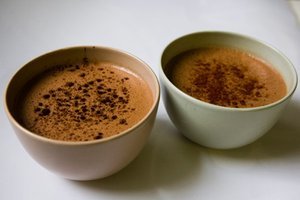 S'offrir un vrai chocolat chaud en duo au coeur de l'hiver... Hmm ! 
